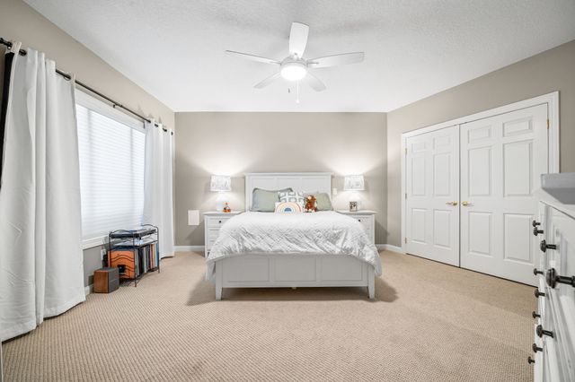 1610 Burr Oaks Drive, West Des Moines, IA 50266