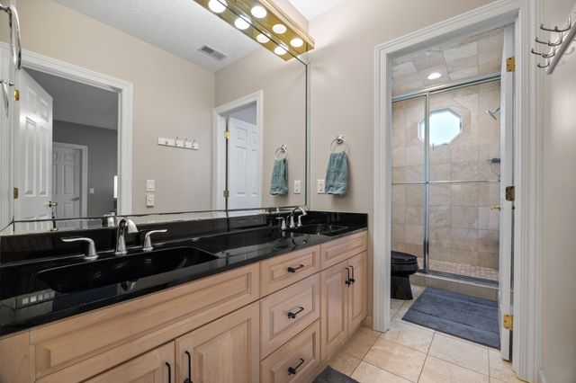 1610 Burr Oaks Drive, West Des Moines, IA 50266