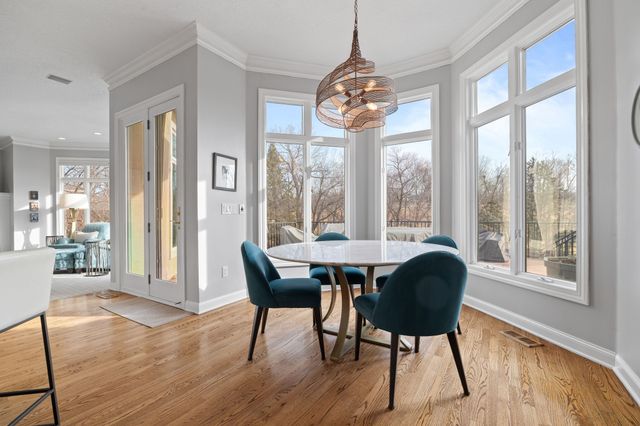 1610 Burr Oaks Drive, West Des Moines, IA 50266