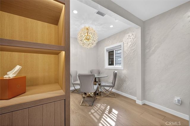 4926 Greenbush Avenue, Sherman Oaks, CA 91423