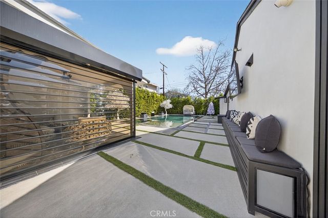 4926 Greenbush Avenue, Sherman Oaks, CA 91423