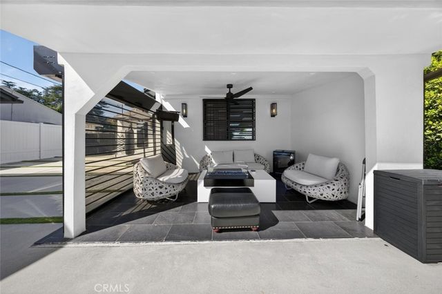 4926 Greenbush Avenue, Sherman Oaks, CA 91423