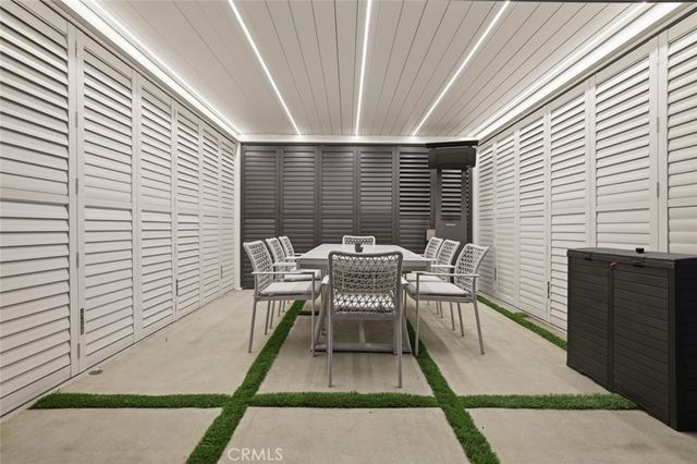 4926 Greenbush Avenue, Sherman Oaks, CA 91423