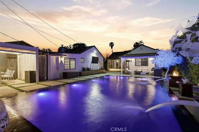 4926 Greenbush Avenue, Sherman Oaks, CA 91423