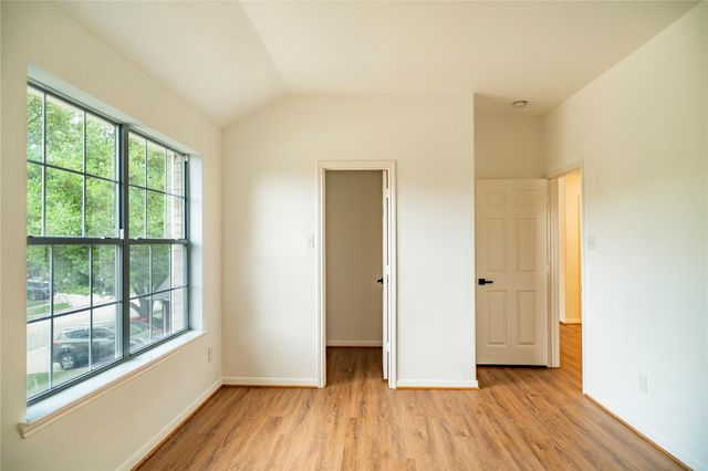 16327 Woma Ct Court, Sugar Land, TX 77498