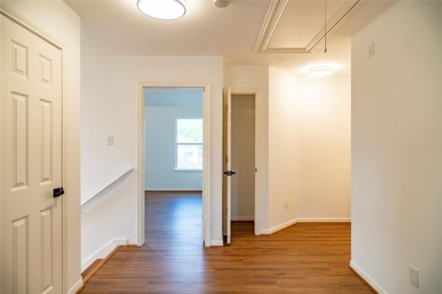 16327 Woma Ct Court, Sugar Land, TX 77498