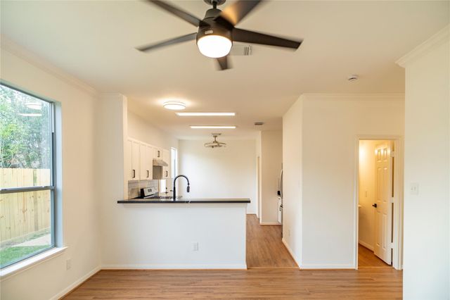 16327 Woma Ct Court, Sugar Land, TX 77498