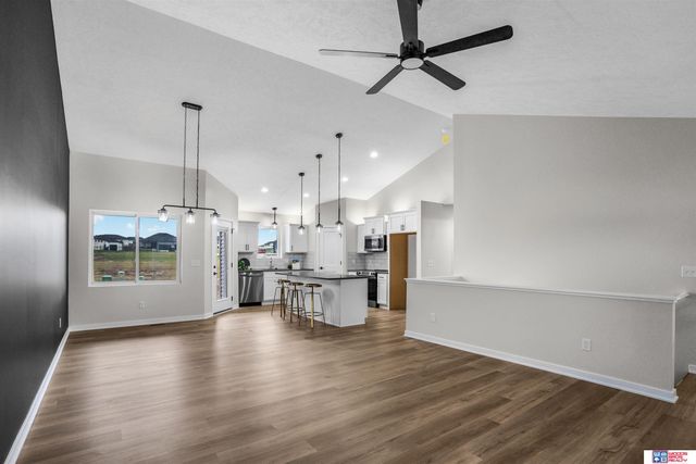 9419 S 82nd Street, Lincoln, NE 68516