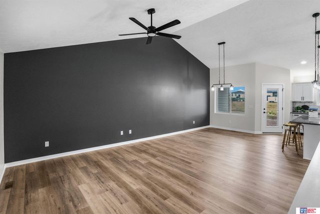 9419 S 82nd Street, Lincoln, NE 68516