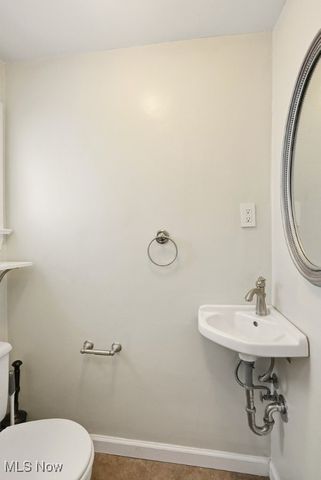 2208 Cranston Road, University Heights, OH 44118