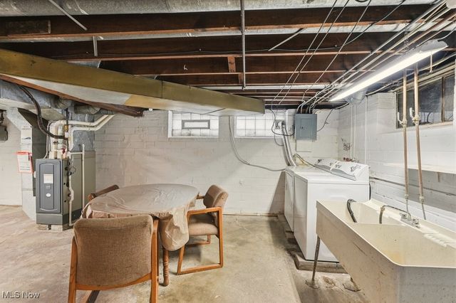 2208 Cranston Road, University Heights, OH 44118