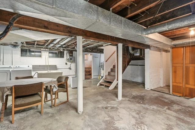 2208 Cranston Road, University Heights, OH 44118