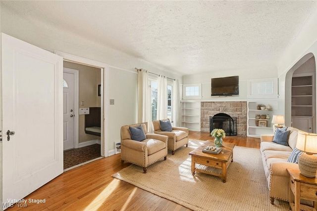 2208 Cranston Road, University Heights, OH 44118