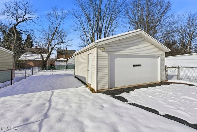 2208 Cranston Road, University Heights, OH 44118