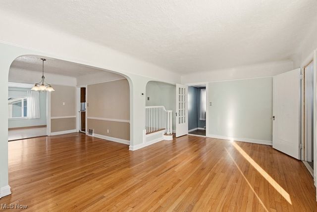 2208 Cranston Road, University Heights, OH 44118