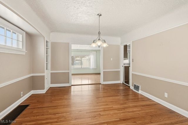 2208 Cranston Road, University Heights, OH 44118