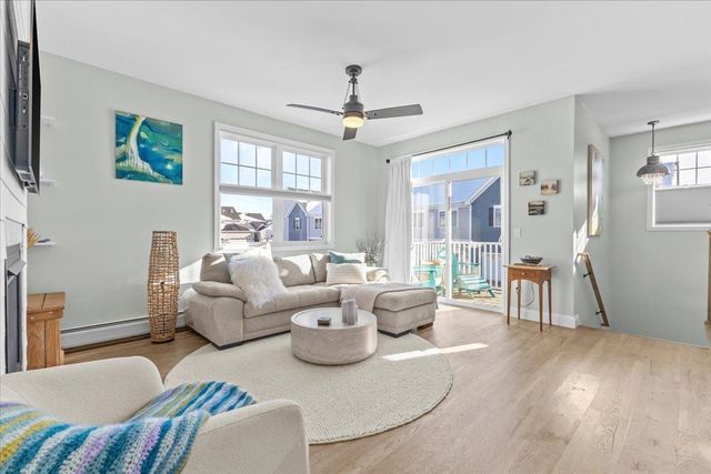 201 Holland Ln Unit 7, Williston, VT 05495