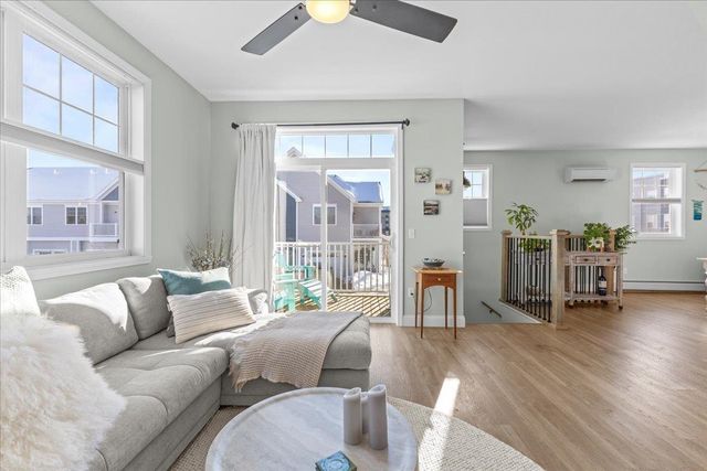 201 Holland Ln Unit 7, Williston, VT 05495