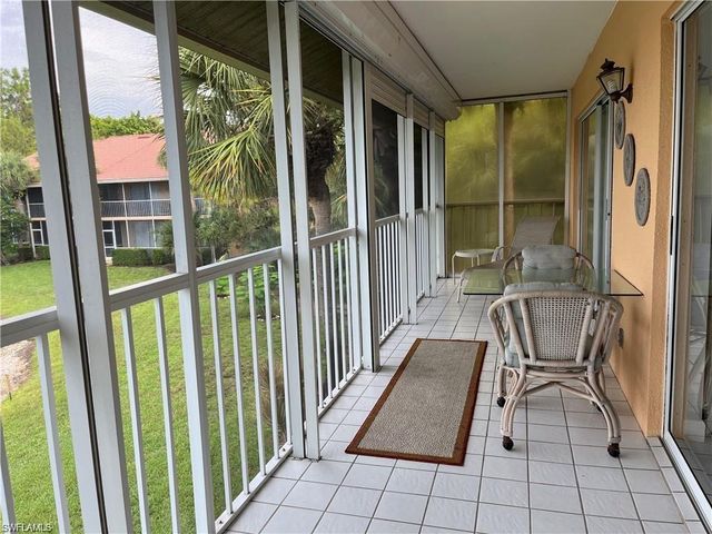 1615 Windy Pines DR # 10, Naples, FL 34112