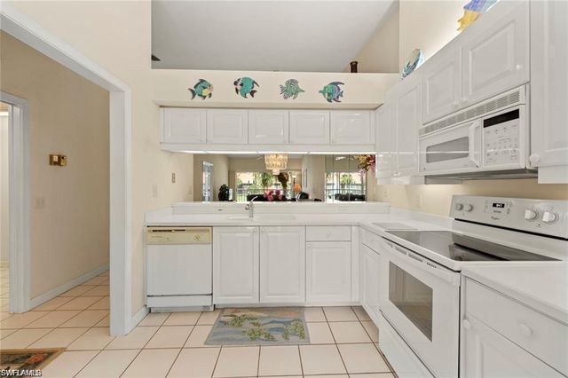 1615 Windy Pines DR # 10, Naples, FL 34112