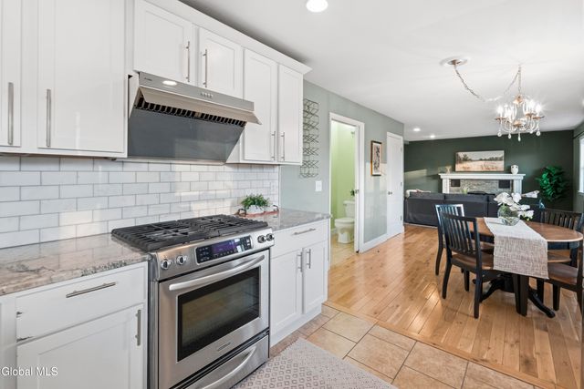 48 Quincy Street, Colonie, NY 12205