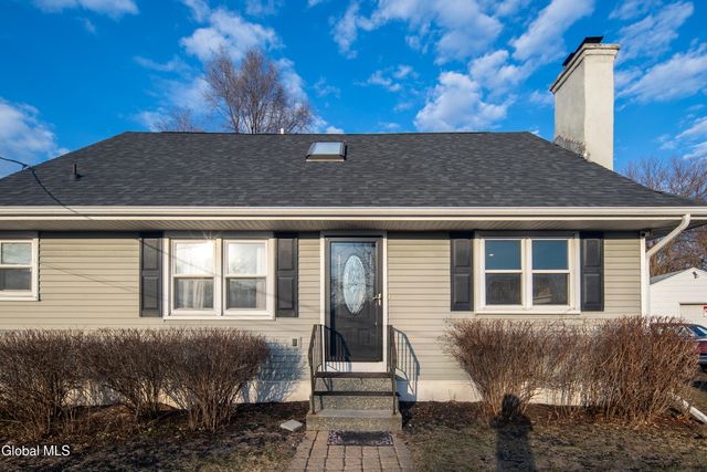 48 Quincy Street, Colonie, NY 12205