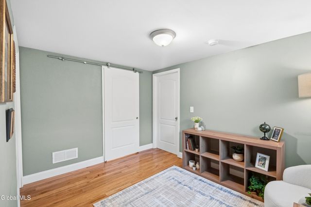 48 Quincy Street, Colonie, NY 12205