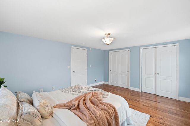 48 Quincy Street, Colonie, NY 12205