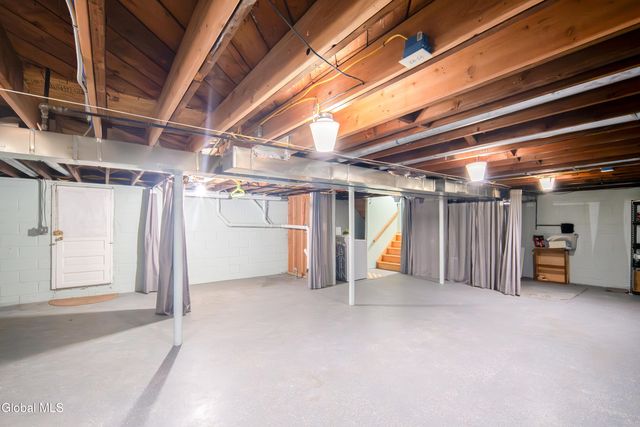 48 Quincy Street, Colonie, NY 12205