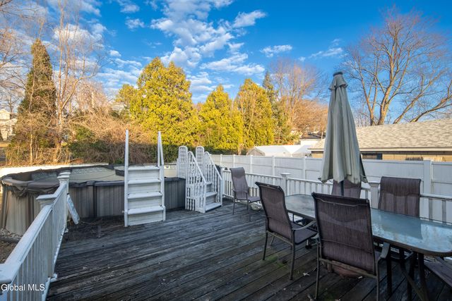 48 Quincy Street, Colonie, NY 12205