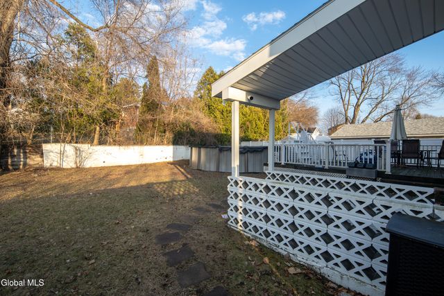 48 Quincy Street, Colonie, NY 12205