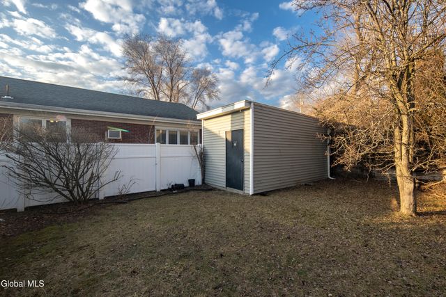 48 Quincy Street, Colonie, NY 12205