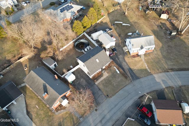 48 Quincy Street, Colonie, NY 12205