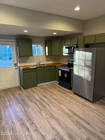 638 S 41st St, Louisville, KY 40211