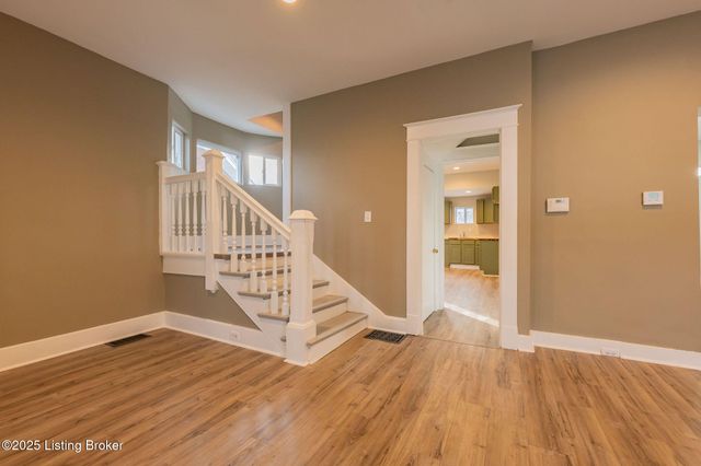 638 S 41st St, Louisville, KY 40211