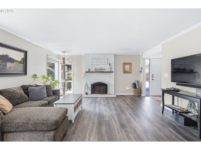 4848 Sw Wembley Pl, Beaverton, OR 97005