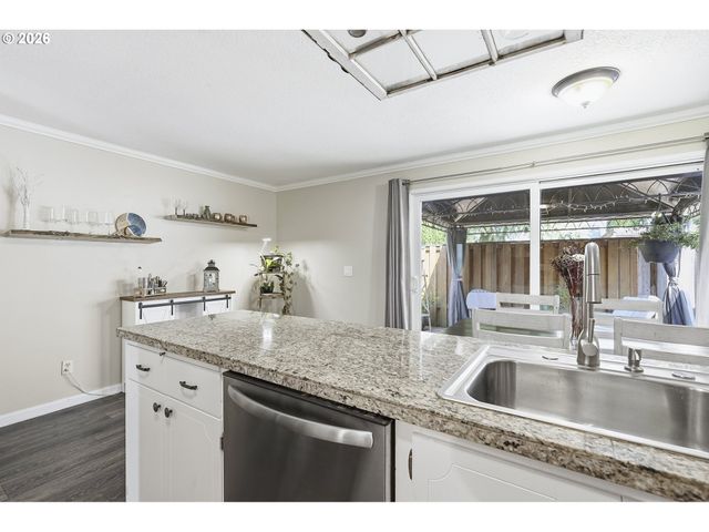 4848 Sw Wembley Pl, Beaverton, OR 97005