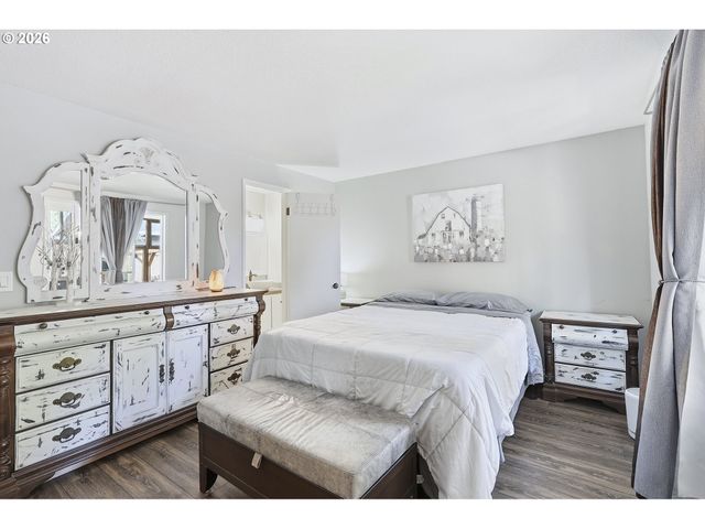 4848 Sw Wembley Pl, Beaverton, OR 97005