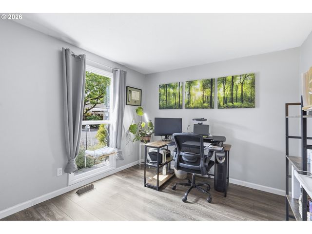 4848 Sw Wembley Pl, Beaverton, OR 97005