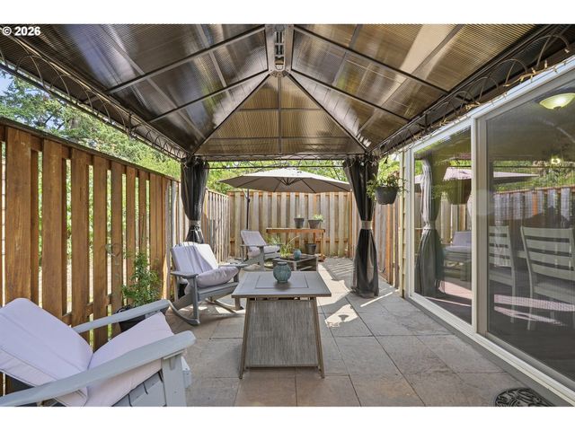 4848 Sw Wembley Pl, Beaverton, OR 97005