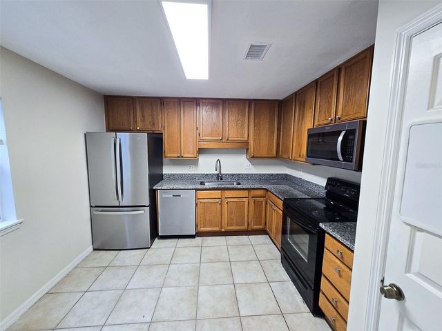 8105 OLYMPIA CT, Longwood, FL 32779