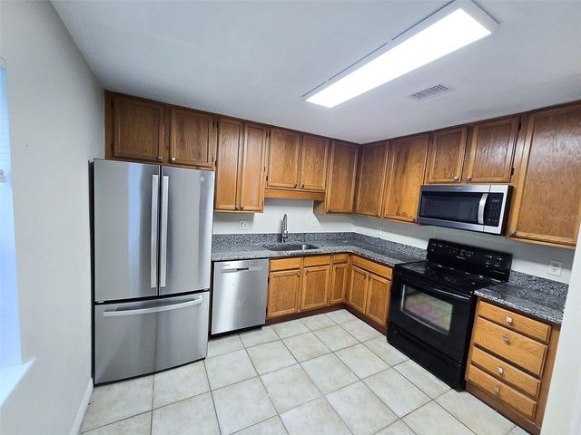 8105 OLYMPIA CT, Longwood, FL 32779