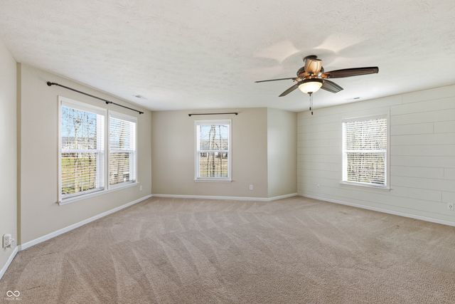 875 Harvest Ridge Drive, Avon, IN 46123