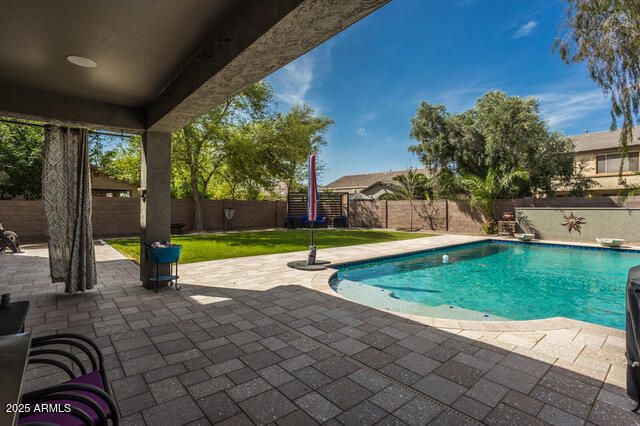 44566 W HIGH DESERT Trail, Maricopa, AZ 85139