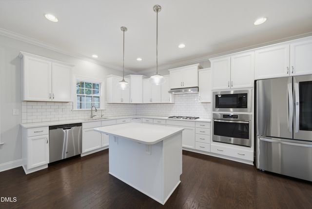 462 Walker Ranch Drive, Fuquay Varina, NC 27526