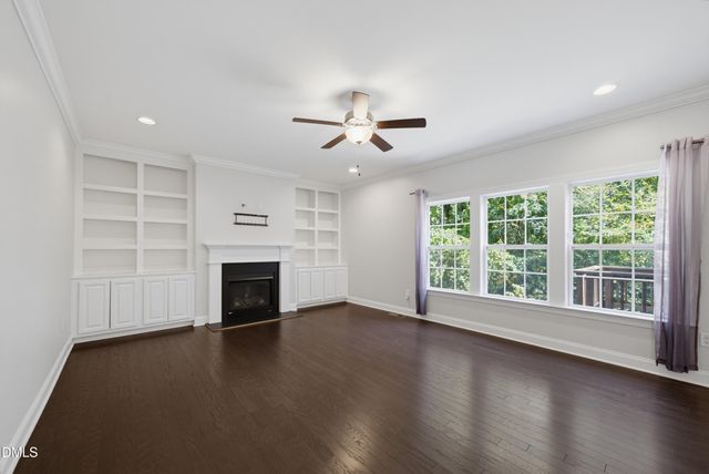 462 Walker Ranch Drive, Fuquay Varina, NC 27526