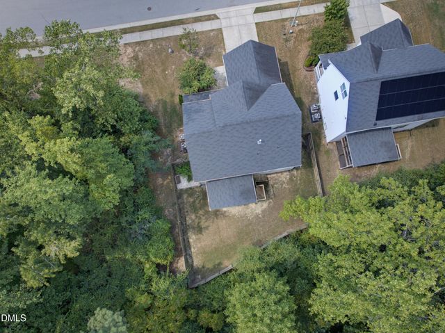 462 Walker Ranch Drive, Fuquay Varina, NC 27526