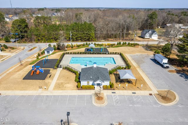 462 Walker Ranch Drive, Fuquay Varina, NC 27526