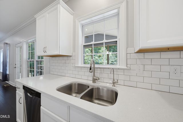 462 Walker Ranch Drive, Fuquay Varina, NC 27526