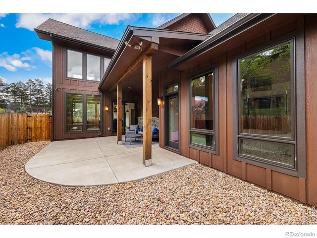 2742 Ypsilon Circle, Estes Park, CO 80517